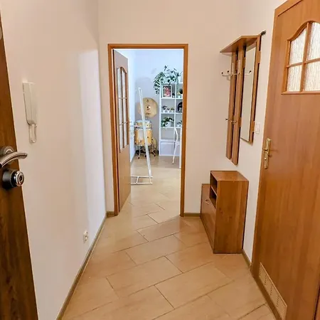 Apartamento Booking Suxxx Cracóvia
